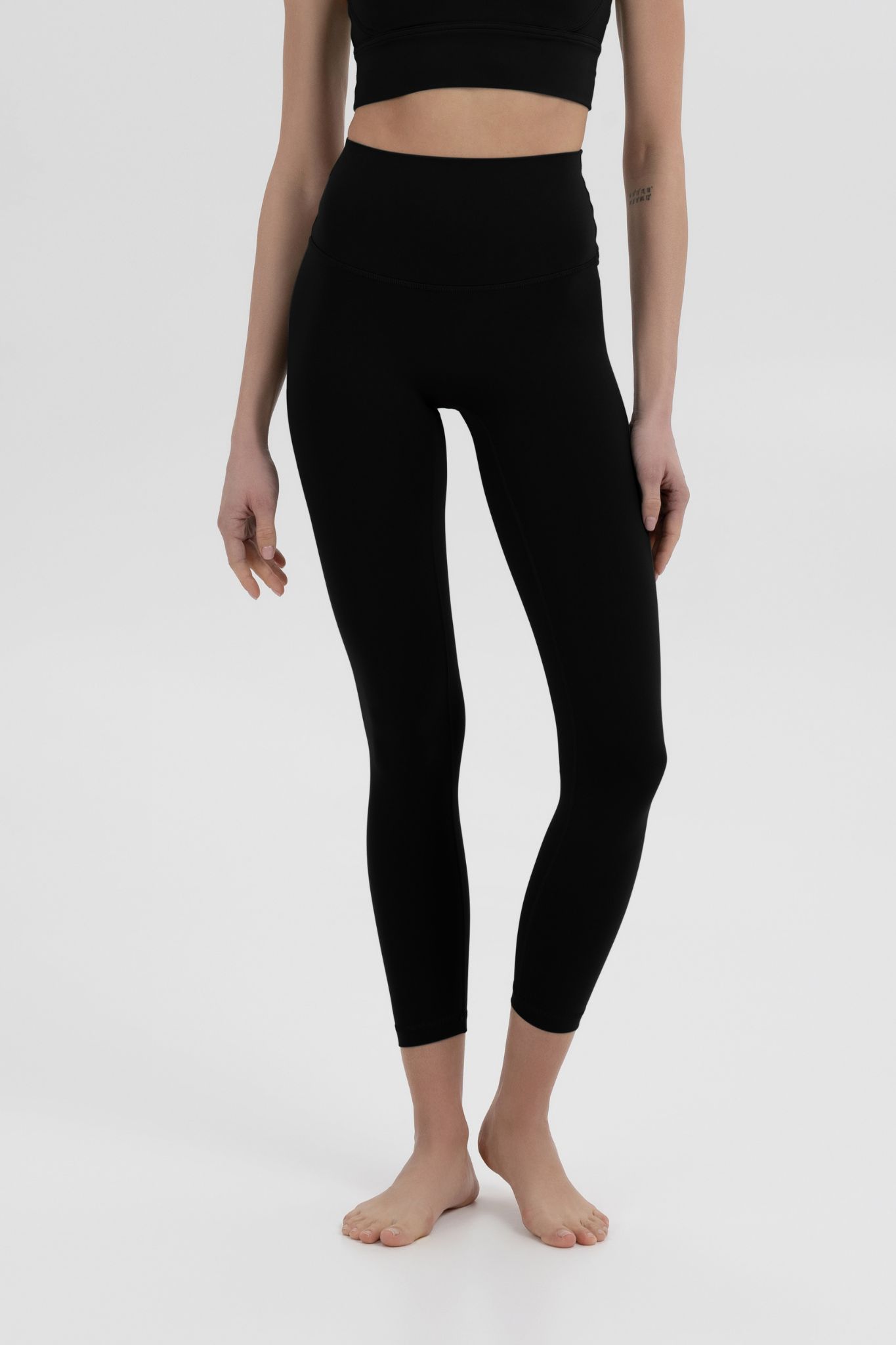 Align-Legging-Black-OMONYMA