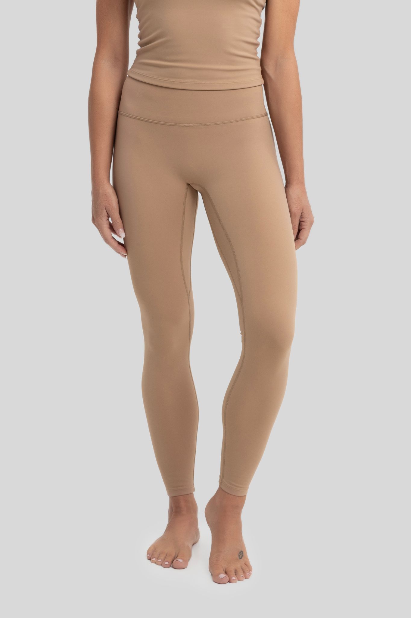 EveryMove-Legging-Caramel Nude-1